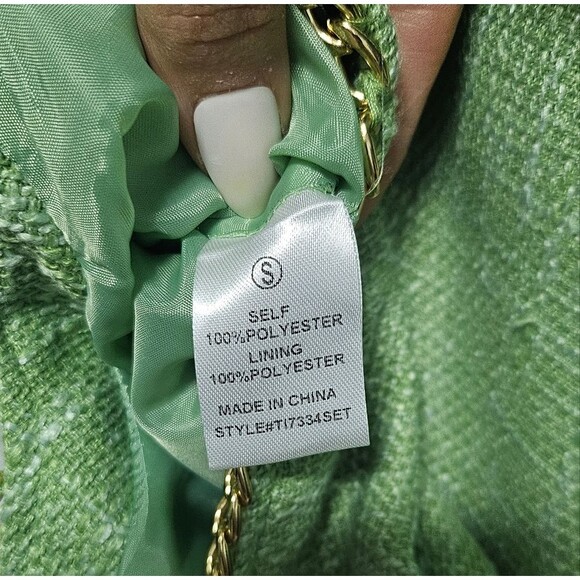 NWT Fashion Nova Preppy Tweed Mini Skirt Metallic Gold Chain Hem Size Small - Picture 4 of 7